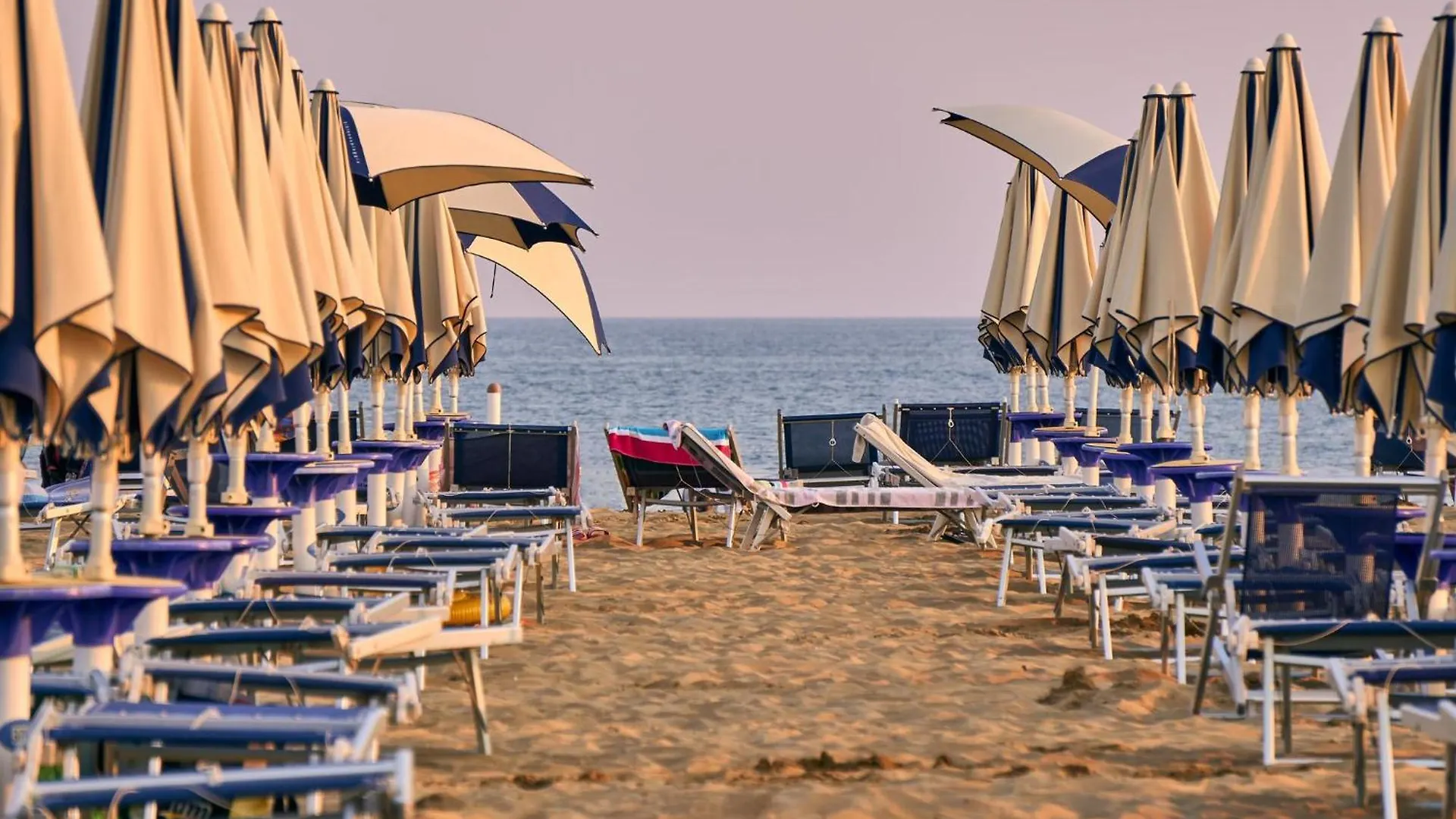 Bright Wide Flat, 130M From The Beach With Shared Pool Porto Santa Margherita di Caorle Appartamento
