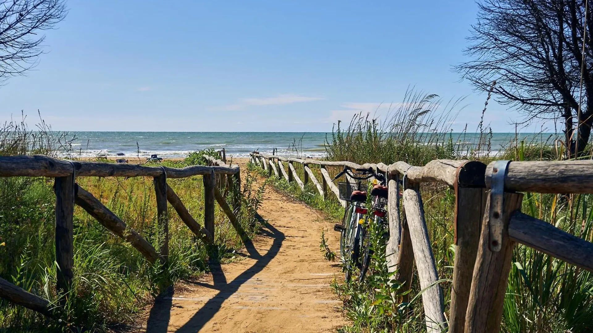 Bright Wide Flat, 130M From The Beach With Shared Pool Porto Santa Margherita di Caorle